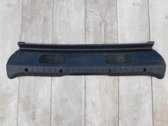 Обшивка багажника Lada Granta с 2011